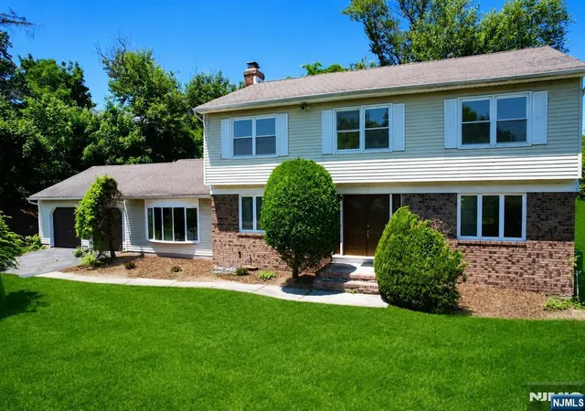 Homes for sale in Hawthorne, NJ | 203 Mountain Ave, Hawthorne, NJ 07506 | MLS# 26017989