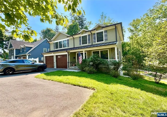 Homes for sale in Westwood, NJ | 252 4th Ave, Westwood, NJ 07675 | MLS# 26018083