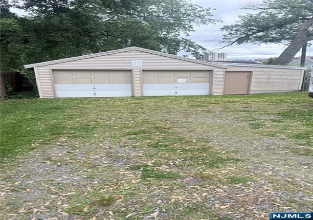 Homes for sale in Hackensack, NJ | 191 James St, Hackensack, NJ 07601 | MLS# 26018115