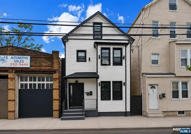 Homes for sale in Newark, NJ | 654 12th St, Newark, NJ 07103 | MLS# 26018139