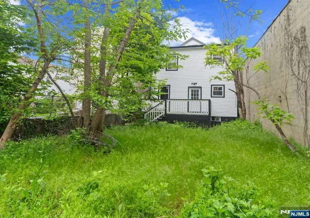 Homes for sale in Newark, NJ | 654 12th St, Newark, NJ 07103 | MLS# 26018139