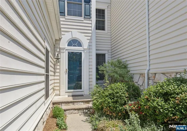 Homes for sale in Totowa, NJ | 8 Yorktown Ln #704, Totowa, NJ 07512 | MLS# 26018202