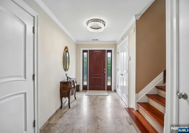 3rd image of 17 Stonewall Dr, Livingston, NJ 07039 | MLS# 26018276
