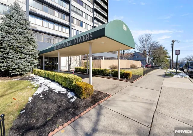 Homes for sale in Passaic, NJ | 170 Lafayette Ave #1B, Passaic, NJ 07055 | MLS# 26018388