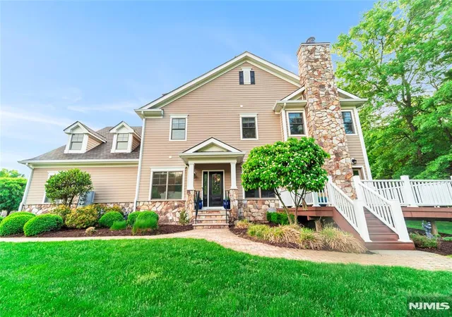 Homes for sale in River Vale, NJ | 32 Cherrywood Ct #7004, River Vale, NJ 07675 | MLS# 26018416
