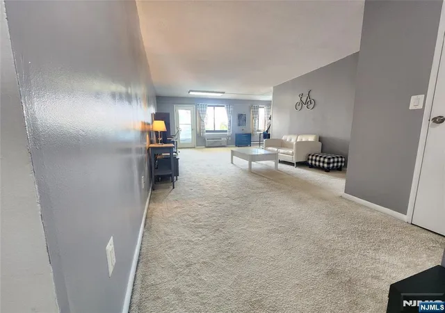 Homes for sale in Hackensack, NJ | 307 Prospect Ave #4D, Hackensack, NJ 07601 | MLS# 26018555