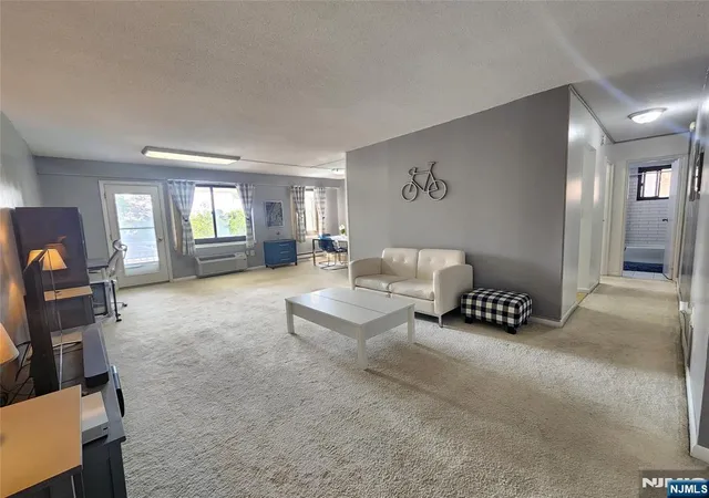 Homes for sale in Hackensack, NJ | 307 Prospect Ave #4D, Hackensack, NJ 07601 | MLS# 26018555
