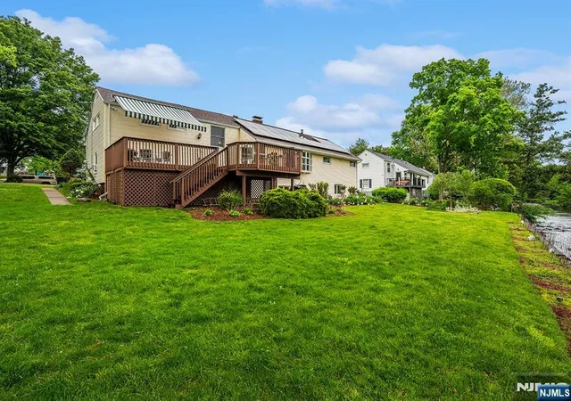 Homes for sale in Ridgewood, NJ | 226 Mulberry Pl, Ridgewood, NJ 07450 | MLS# 26018684
