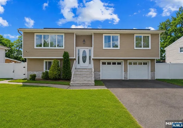 3rd image of 15 Robby Rd, Little Ferry, NJ 07643 | MLS# 26018696