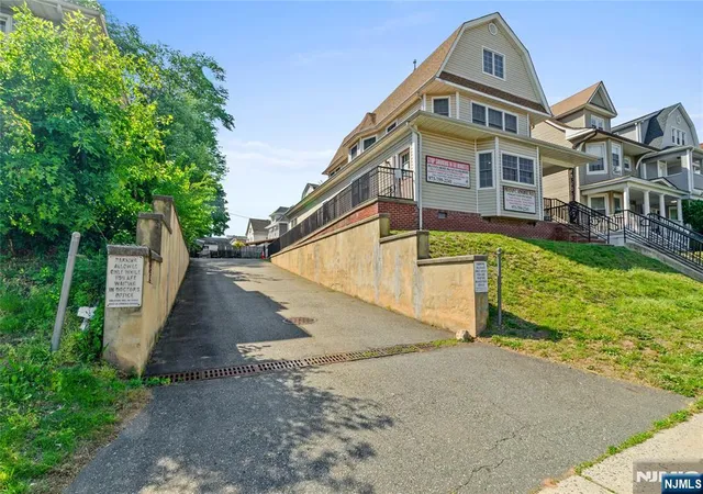 Photo 3 of House for sale at 431 Washington Ave, Belleville, NJ 07109 | MLS# 26018734 | Listing updated on 2026-09-15