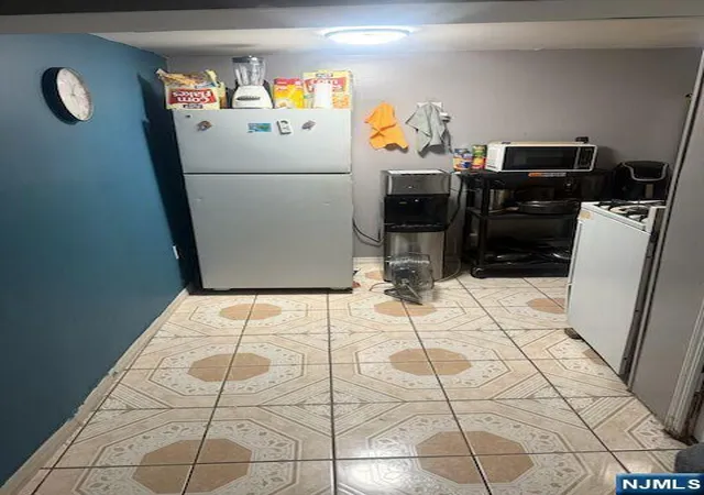 5th image of 256 Van Houten St, Paterson, NJ 07501 | MLS# 26018754