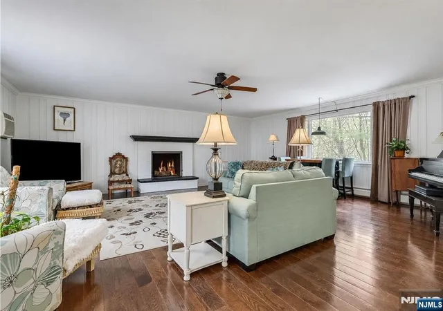 Photo 3 of Sale Pending at 33 Brooksyde Ave, Ringwood, NJ 07456 | MLS# 26018825 | Listing updated on 2026-09-09