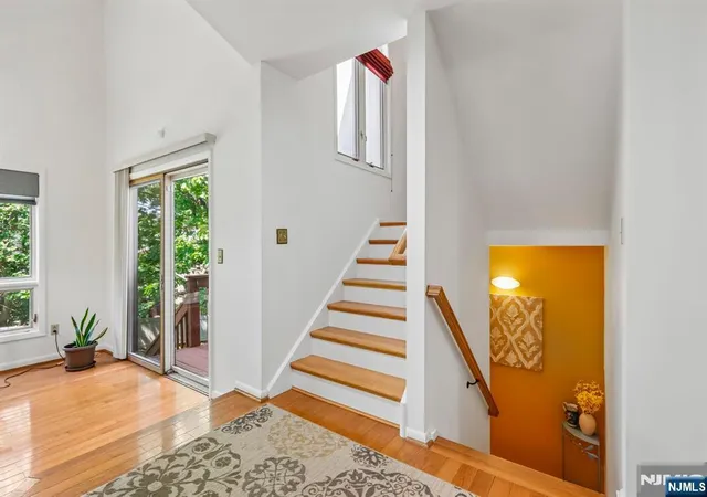 5th image of 40 Woodland Dr, Woodland Park, NJ 07424 | MLS# 26018844