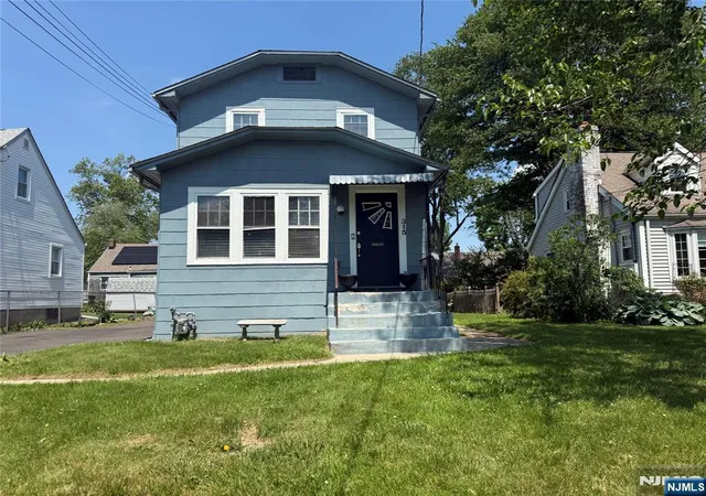 Homes for sale in Scotch Plains, NJ | 315 Hunter Ave, Scotch Plains, NJ 07076 | MLS# 26018884
