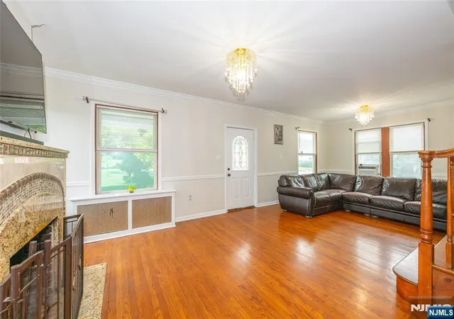 Homes for sale in Wanaque, NJ | 1022 Ringwood Ave, Wanaque, NJ 07420 | MLS# 26018888