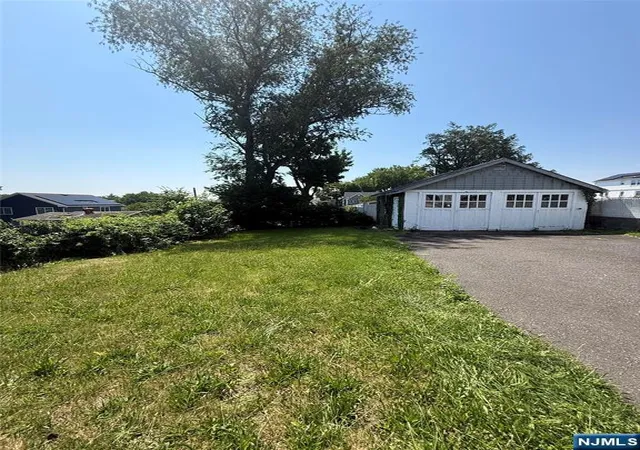 Photo 3 of Sale Pending at 76 Hamilton Ave, Lodi, NJ 07644 | MLS# 26019007 | Listing updated on 2026-07-31