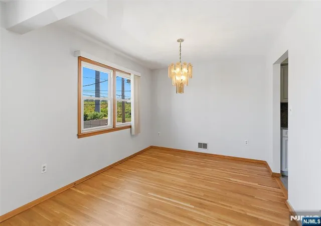 Homes for sale in Linden, NJ | 1109 Essex Ave, Linden, NJ 07036 | MLS# 26019035