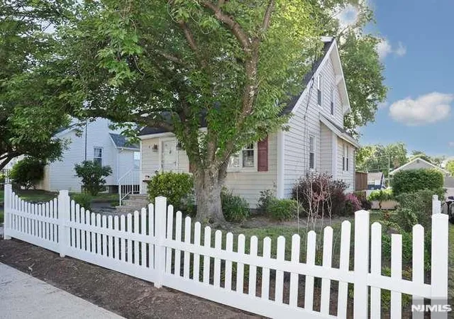 Homes for sale in Bergenfield, NJ | 49 S Franklin Ave, Bergenfield, NJ 07621 | MLS# 26019053