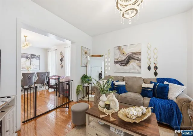 3rd image of 401 19Th St, Paterson, NJ 07524 | MLS# 26019082