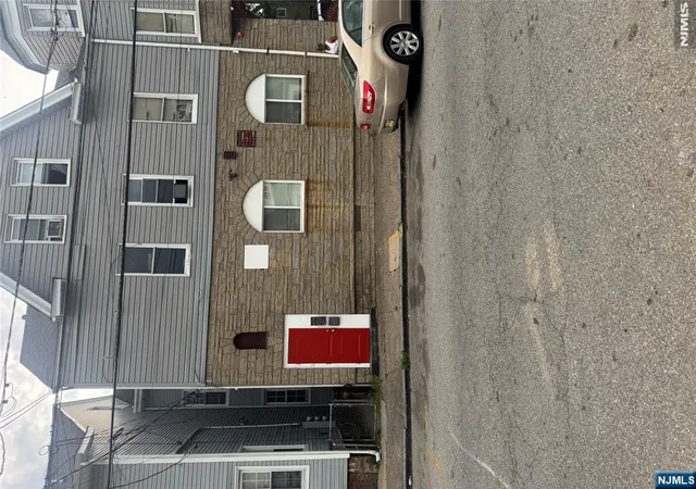 2nd image of 84-88 Jefferson St, Paterson, NJ 07522