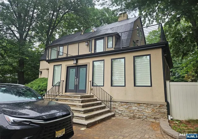 Homes for sale in Leonia, NJ | 165 Leonia Ave, Leonia, NJ 07605 | MLS# 26019160