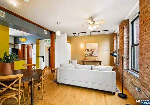 5th image of 54-60 Mcwhorter St, Newark, NJ 07105