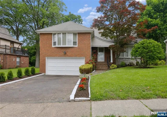 Homes for sale in Teaneck, NJ | 585 W Englewood Ave, Teaneck, NJ 07666 | MLS# 26019273