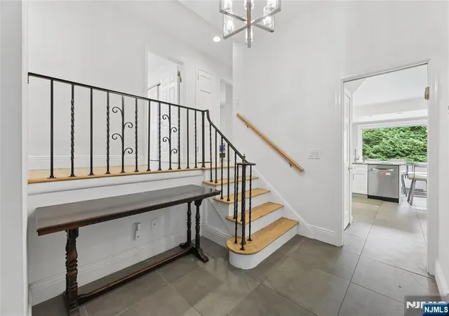 Homes for sale in Teaneck, NJ | 585 W Englewood Ave, Teaneck, NJ 07666 | MLS# 26019273
