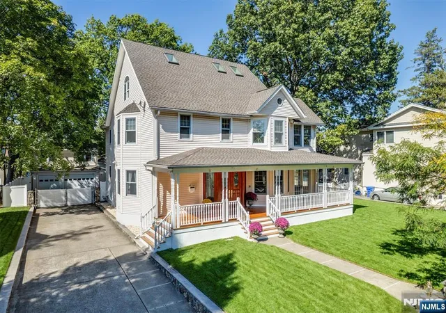 Homes for sale in Rutherford, NJ | 230 Springfield Ave, Rutherford, NJ 07070 | MLS# 26019277