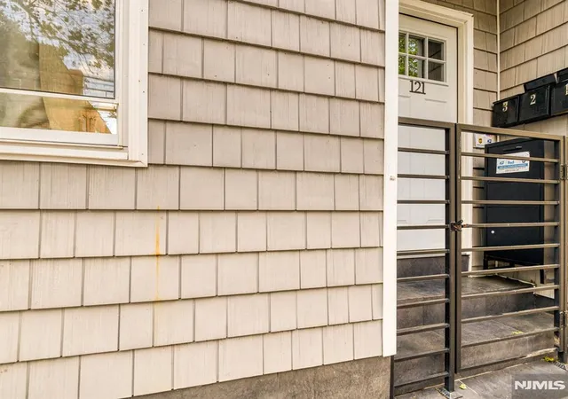 2nd image of 121 Main St, Paterson, NJ 07522 | MLS# 26019282