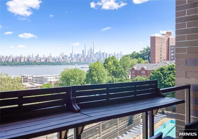 Homes for sale in North Bergen, NJ | 9060 Palisade Ave #404, North Bergen, NJ 07047 | MLS# 26019284