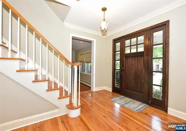 Homes for sale in Woodcliff Lake, NJ | 3 Avon Pl, Woodcliff Lake, NJ 07677 | MLS# 26019363