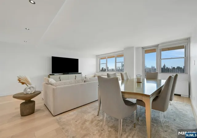 Homes for sale in West New York, NJ | 6040 Boulevard East #31E, West New York, NJ 07093 | MLS# 26019380