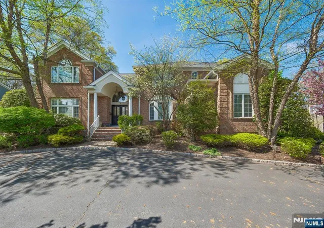 Photo 2 of Sale Pending at 4 Fordham Rd, Livingston, NJ 07039 | MLS# 26019440 | Listing updated on 2026-07-10