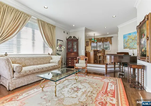 Photo 4 of Sale Pending at 4 Fordham Rd, Livingston, NJ 07039 | MLS# 26019440 | Listing updated on 2026-07-10