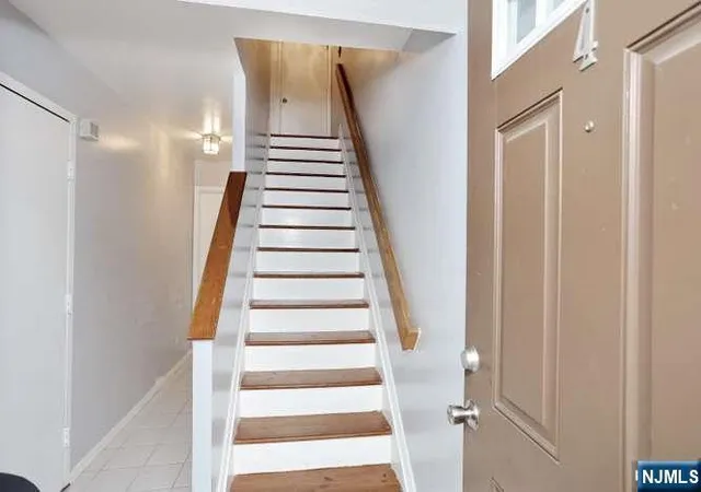 Photo 3 of Townhouse for sale at 290 Hamilton Pl #4, Hackensack, NJ 07601 | MLS# 26019486 | Listing updated on 2026-06-26