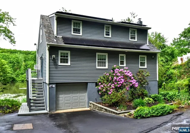 Homes for sale in West Milford, NJ | 40 Poplar Grove Ter, West Milford, NJ 07480 | MLS# 26019597