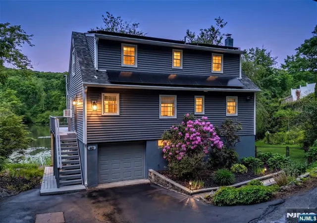Homes for sale in West Milford, NJ | 40 Poplar Grove Ter, West Milford, NJ 07480 | MLS# 26019597