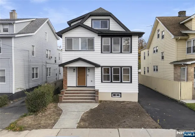Homes for sale in Bloomfield, NJ | 218 Ampere Pkwy, Bloomfield, NJ 07003 | MLS# 26019613