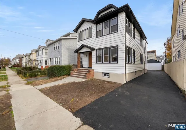 Homes for sale in Bloomfield, NJ | 218 Ampere Pkwy, Bloomfield, NJ 07003 | MLS# 26019613