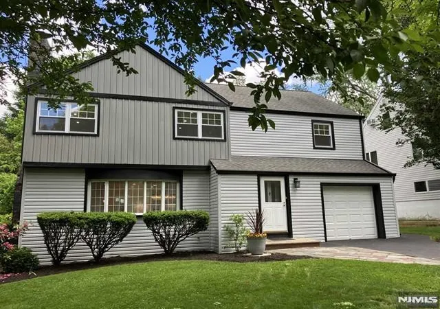 Photo 1 of Sale Pending at 701 Sunderland Rd, Teaneck, NJ 07666 | MLS# 26019617 | Listing updated on 2026-06-18