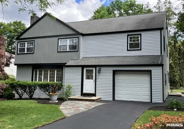 Photo 2 of Sale Pending at 701 Sunderland Rd, Teaneck, NJ 07666 | MLS# 26019617 | Listing updated on 2026-06-18