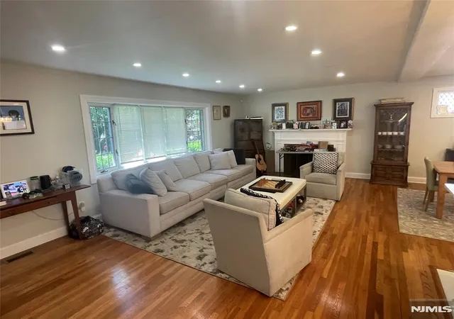 Photo 3 of Sale Pending at 701 Sunderland Rd, Teaneck, NJ 07666 | MLS# 26019617 | Listing updated on 2026-06-18