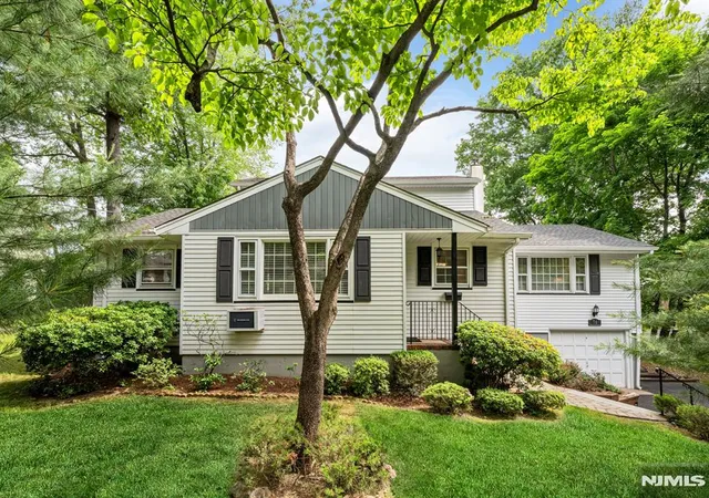 Homes for sale in Demarest, NJ | 76 Ross Ave, Demarest, NJ 07627 | MLS# 26019626