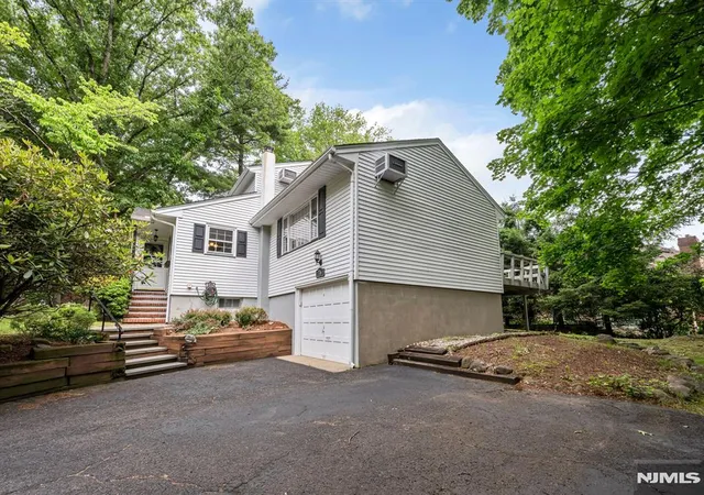 Homes for sale in Demarest, NJ | 76 Ross Ave, Demarest, NJ 07627 | MLS# 26019626