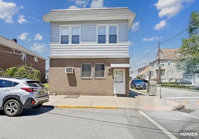 Homes for sale in North Arlington, NJ | 77 Gold St, North Arlington, NJ 07031 | MLS# 26019628