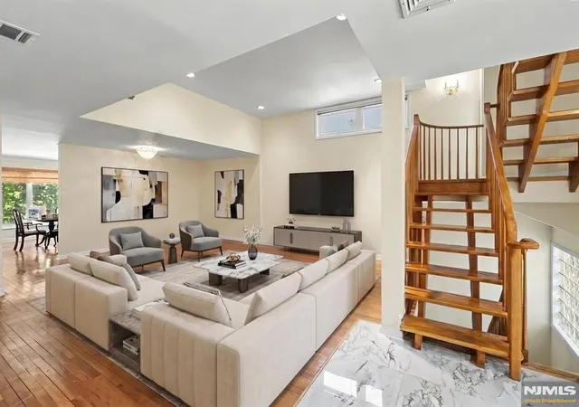 2nd image of 376 Kenwood #9, Englewood, NJ 07631 | MLS# 26019698