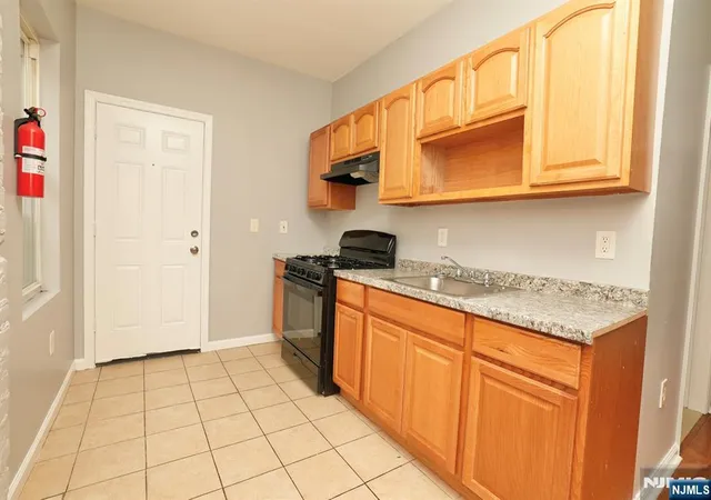 5th image of 395 S 15Th St, Newark, NJ 07103 | MLS# 26019702