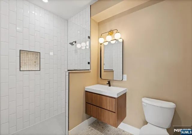 Homes for sale in Newark, NJ | 21 Lincoln Park #100, Newark, NJ 07102 | MLS# 26019771