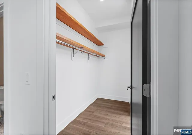 8th image of 21 Lincoln Park #203, Newark, NJ 07102 | MLS# 26019778